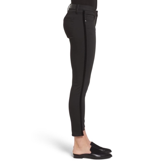 Parker Smith Twisted Tuxedo Cropped Step-Hem Jeans - Picture 5 of 13